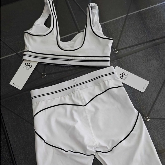 alo yoga set - Picture 2 of 2